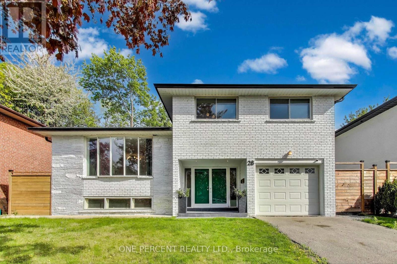 28 MUNFORD CRESCENT, Toronto, Ontario