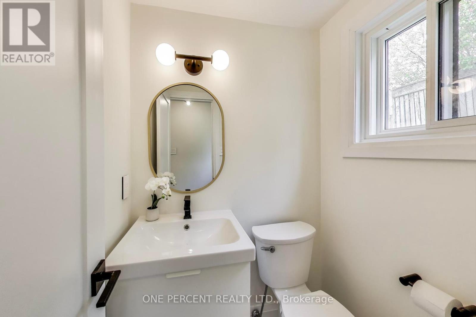 28 Munford Crescent, Toronto, Ontario  M4B 1C1 - Photo 16 - E12177731