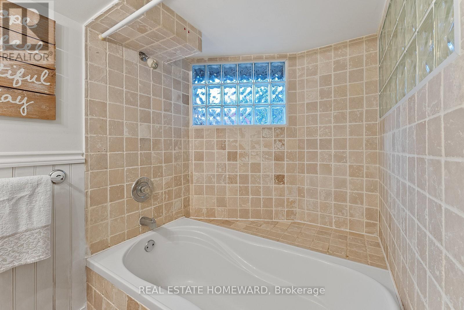 7 Norway Avenue, Toronto, Ontario  M4L 1P7 - Photo 26 - E12177751