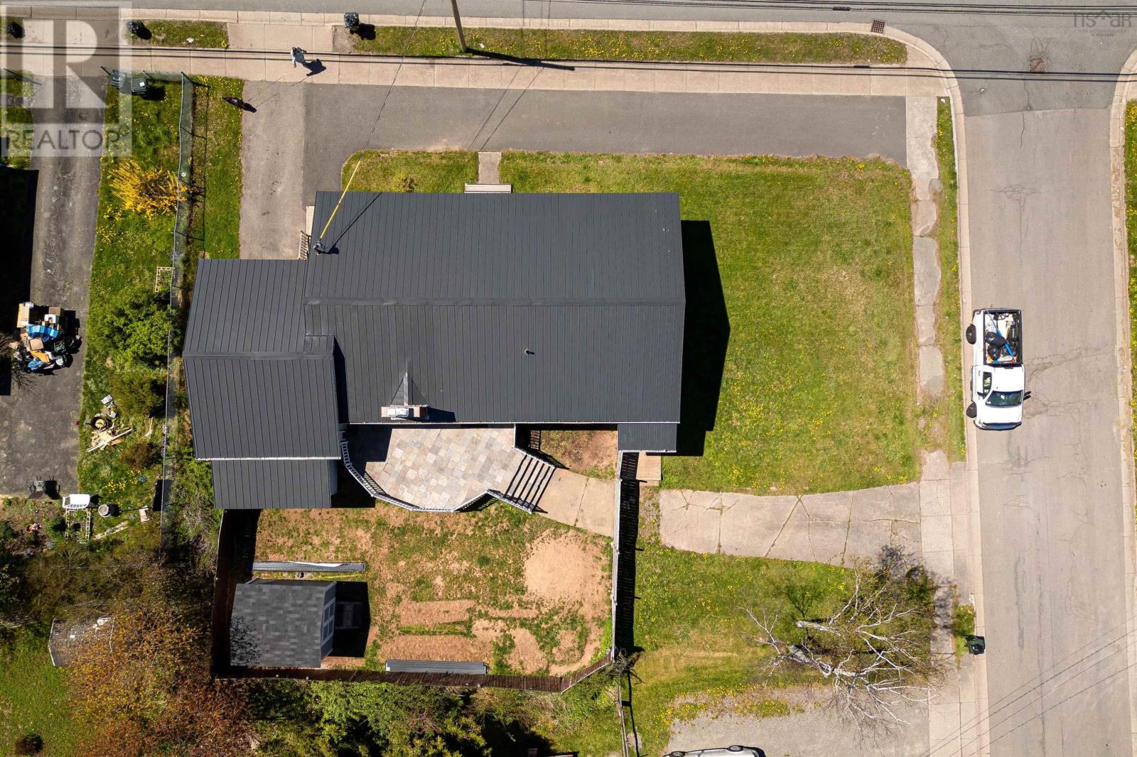 1131 George Street, Sydney, Nova Scotia  B1P 1N4 - Photo 46 - 202512205