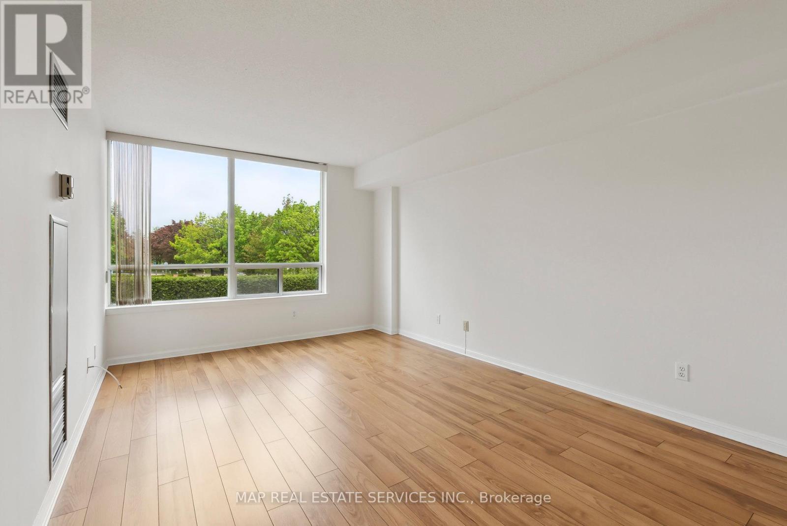 202 - 110 Promenade Circle, Vaughan, Ontario  L4J 7W8 - Photo 29 - N12177718