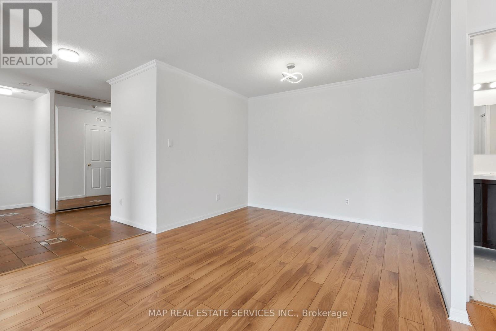 202 - 110 Promenade Circle, Vaughan, Ontario  L4J 7W8 - Photo 39 - N12177718