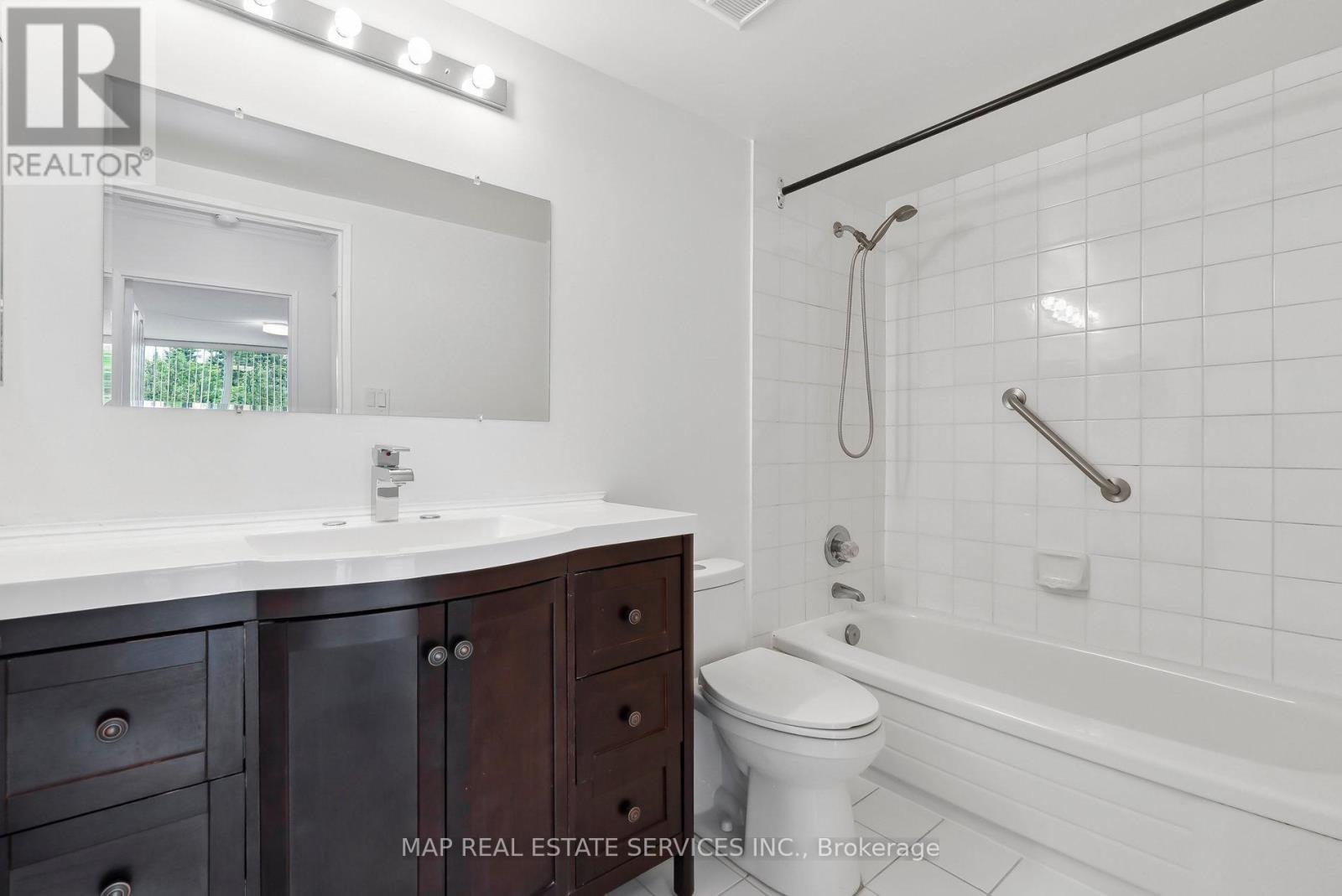 202 - 110 Promenade Circle, Vaughan, Ontario  L4J 7W8 - Photo 41 - N12177718