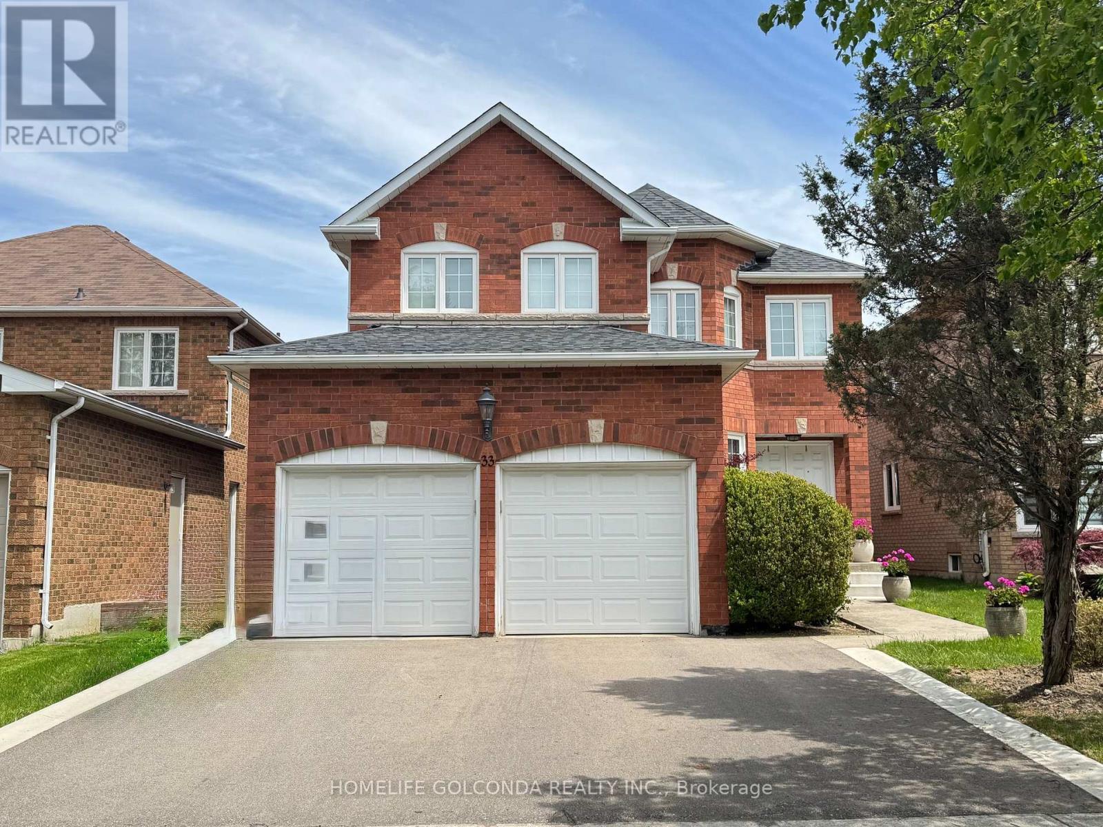 33 Hammerstone Crescent, Vaughan, Ontario  L4J 8B4 - Photo 1 - N12177747