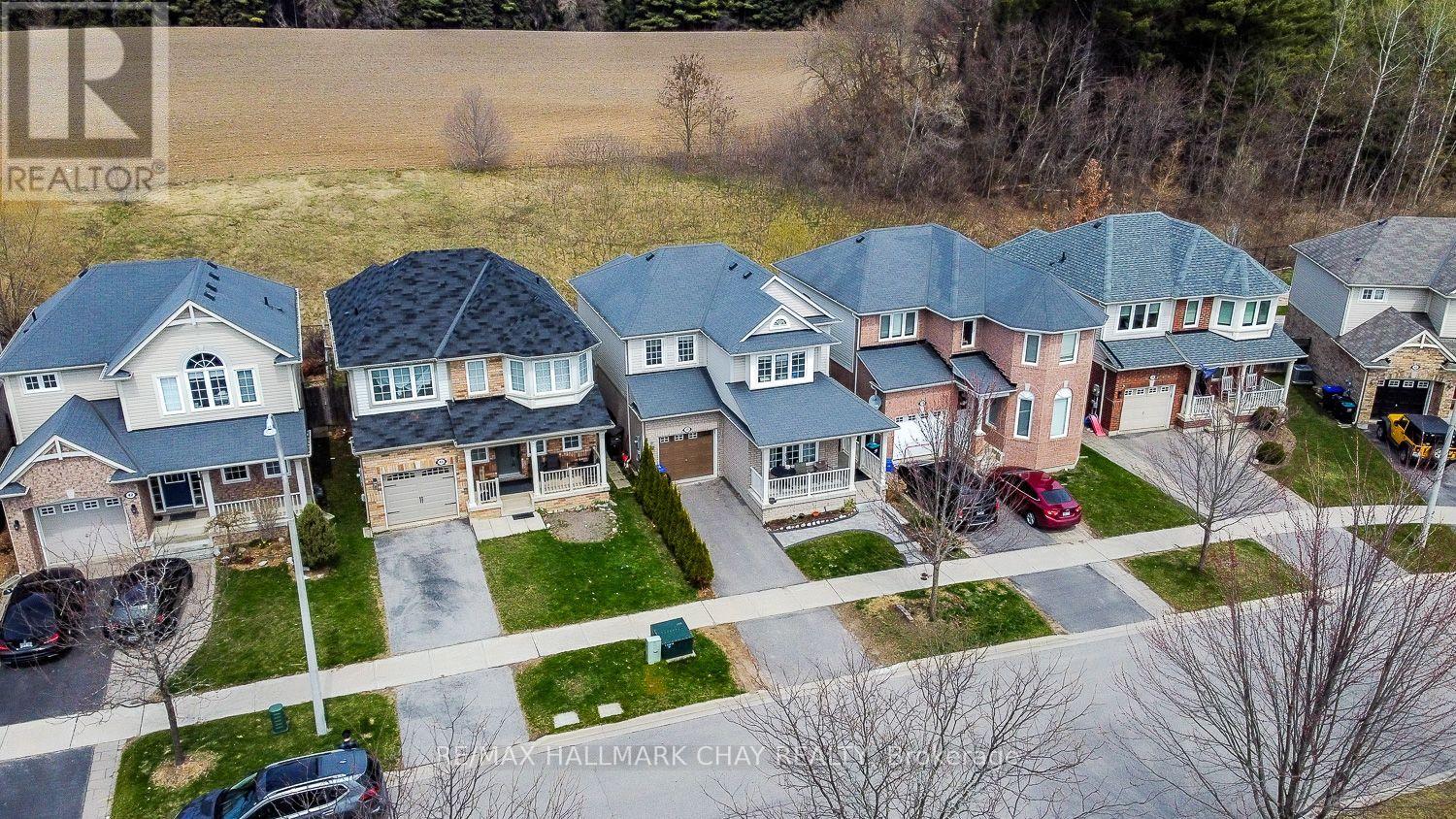 38 Steele Street, New Tecumseth, Ontario  L9R 0E6 - Photo 1 - N12177760