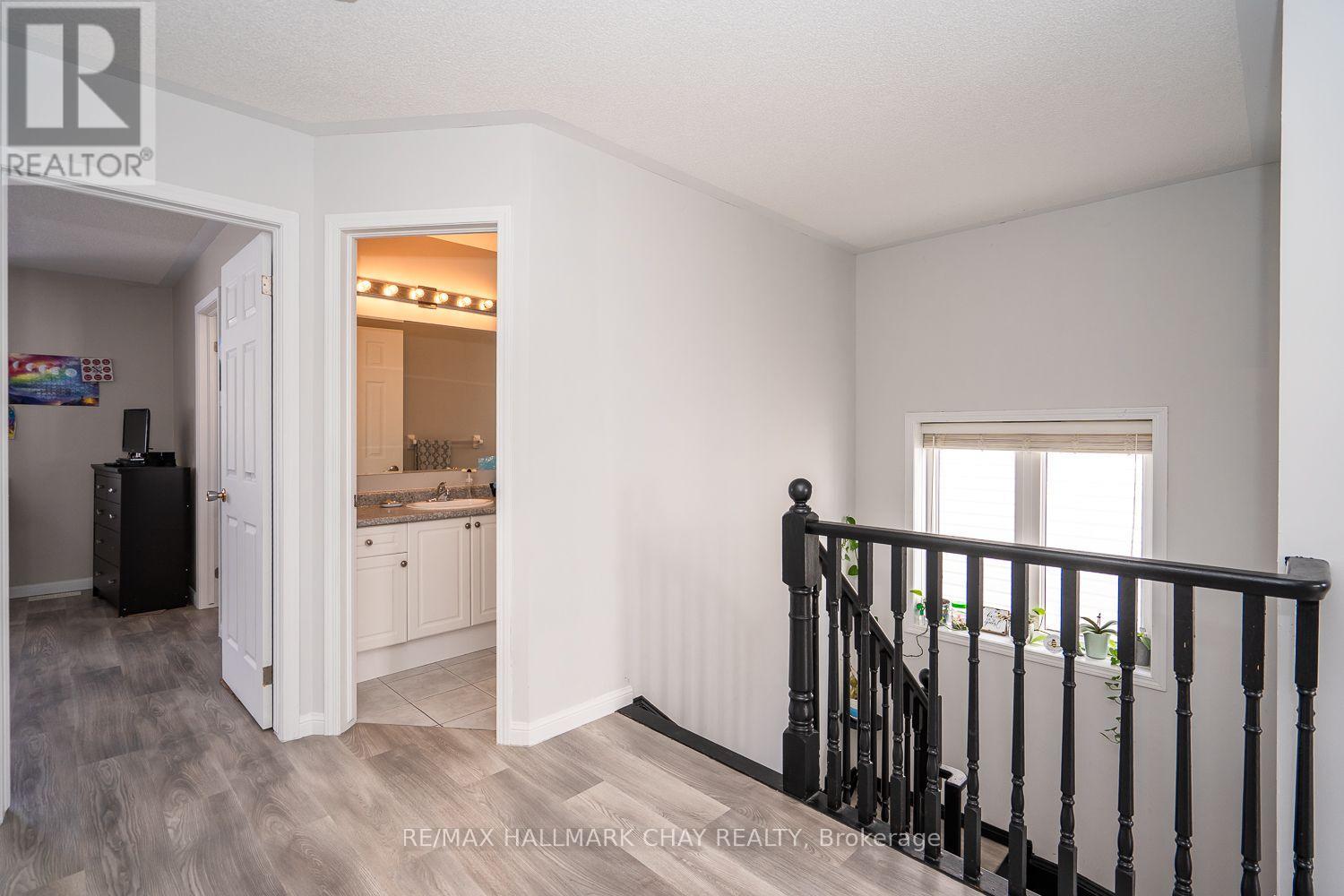 38 Steele Street, New Tecumseth, Ontario  L9R 0E6 - Photo 18 - N12177760