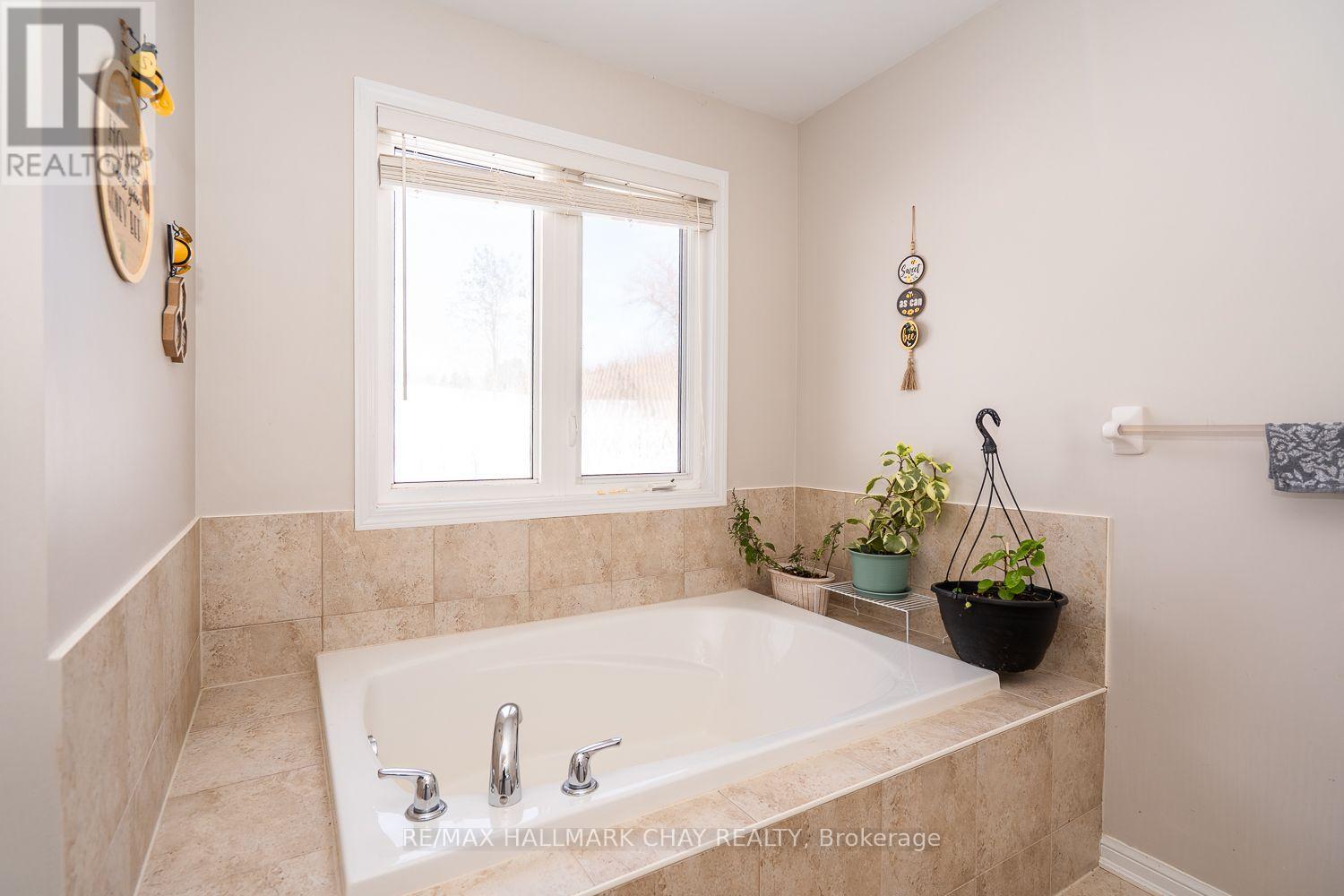 38 Steele Street, New Tecumseth, Ontario  L9R 0E6 - Photo 25 - N12177760