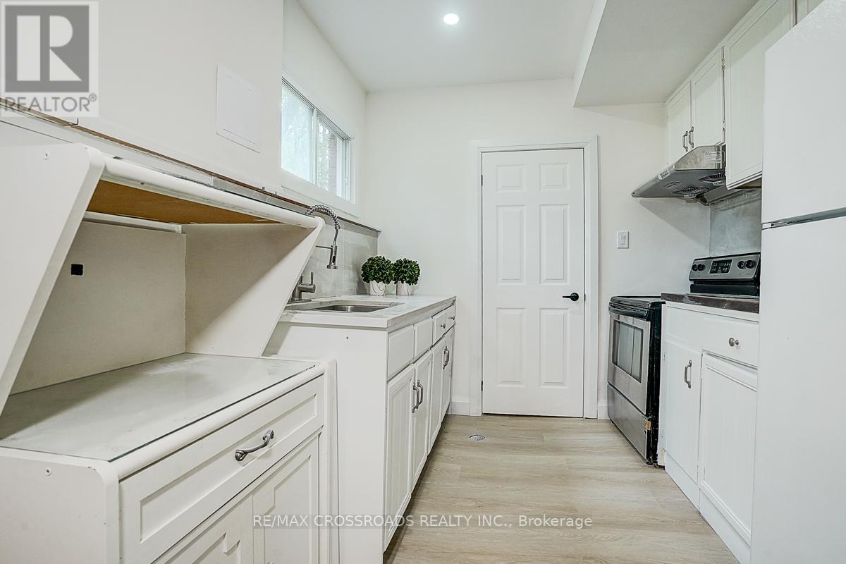 160 Letitia Street, Barrie, Ontario  L4N 1P5 - Photo 36 - S12177687