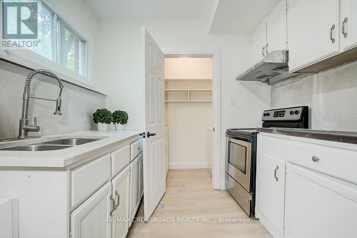 160 Letitia Street, Barrie, Ontario  L4N 1P5 - Photo 37 - S12177687
