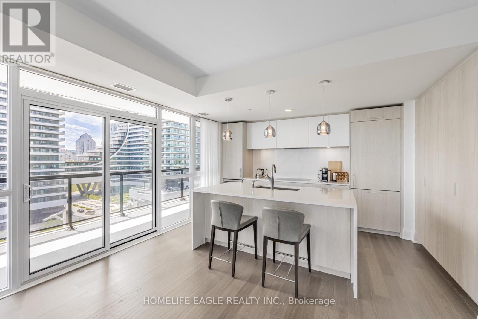 709 - 65 Annie Craig Drive, Toronto (Mimico), Ontario  M8V 0G3 - Photo 4 - W12177694