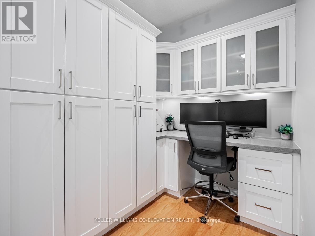 109 - 330 Princess Royal Drive, Mississauga (City Centre), Ontario  L5B 4P7 - Photo 10 - W12177724