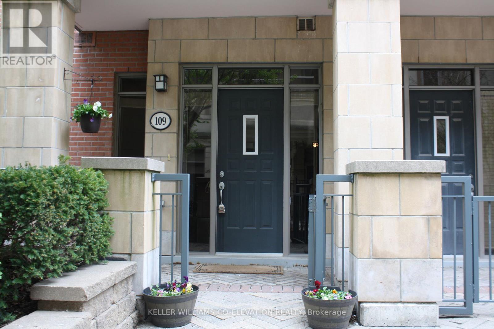 109 - 330 Princess Royal Drive, Mississauga, Ontario  L5B 4P7 - Photo 2 - W12177724