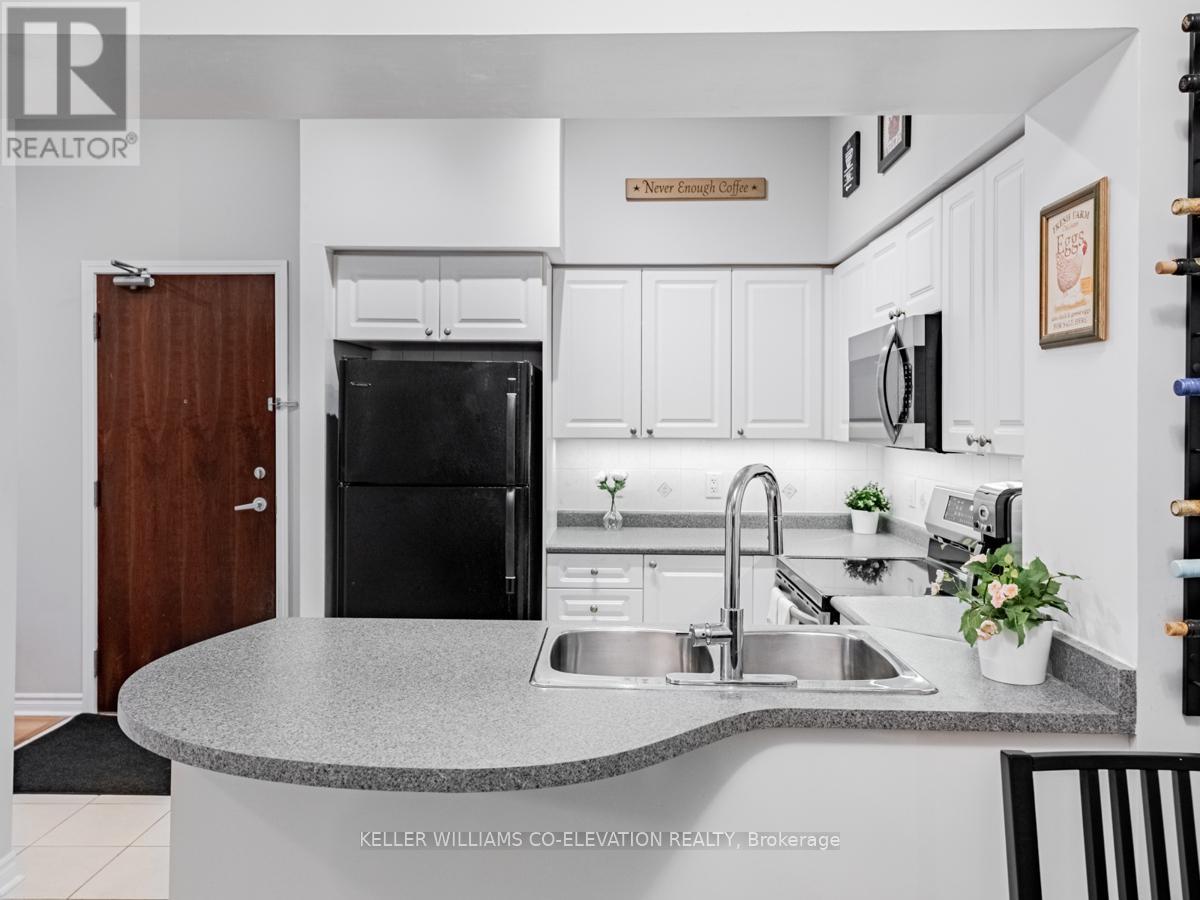 109 - 330 Princess Royal Drive, Mississauga, Ontario  L5B 4P7 - Photo 6 - W12177724