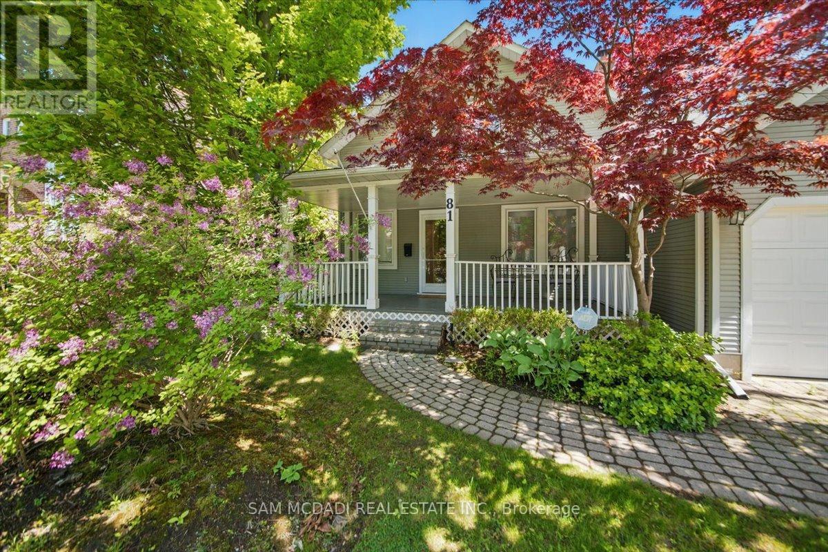 81 Chisholm Street, Oakville, Ontario  L6K 3H8 - Photo 3 - W12177726