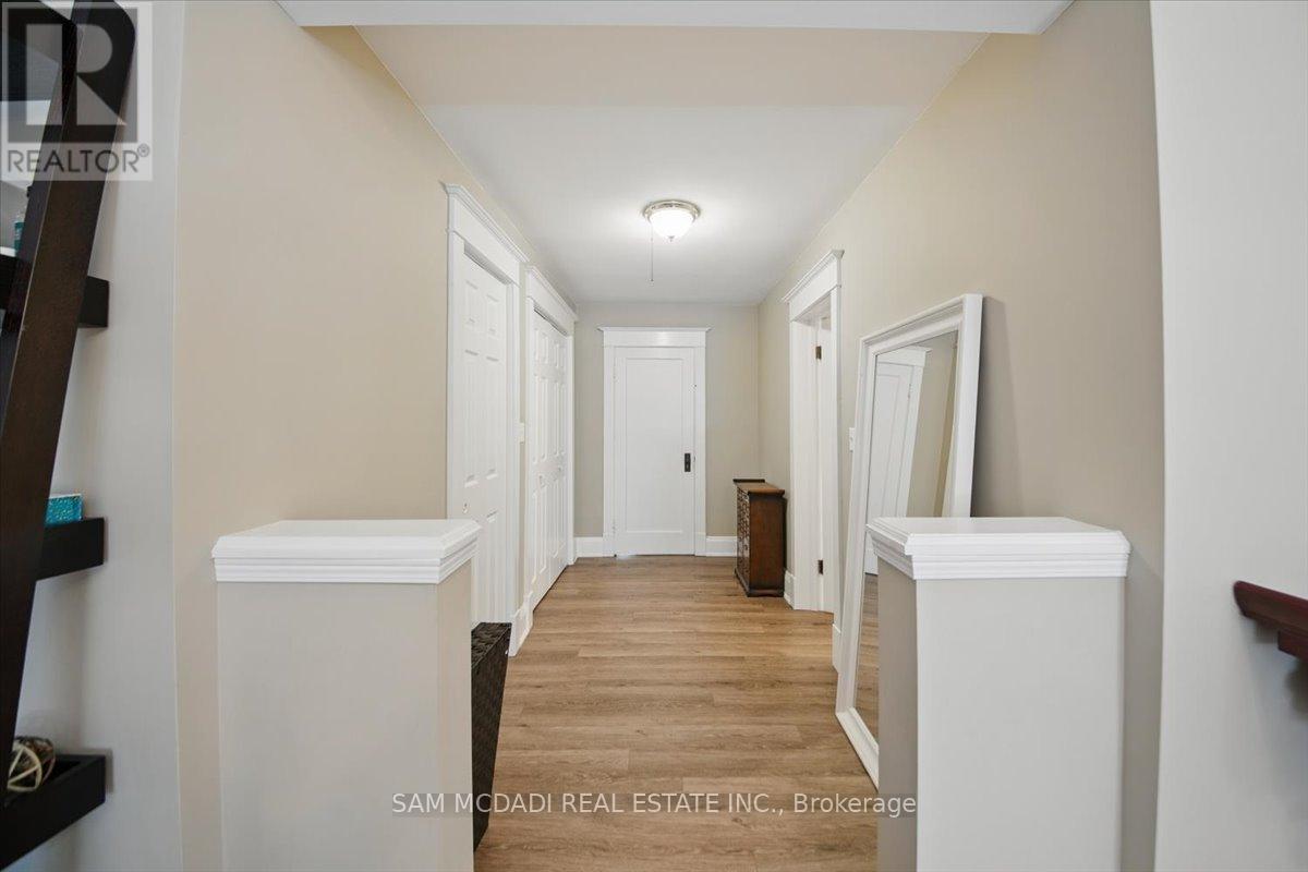 81 Chisholm Street, Oakville, Ontario  L6K 3H8 - Photo 36 - W12177726