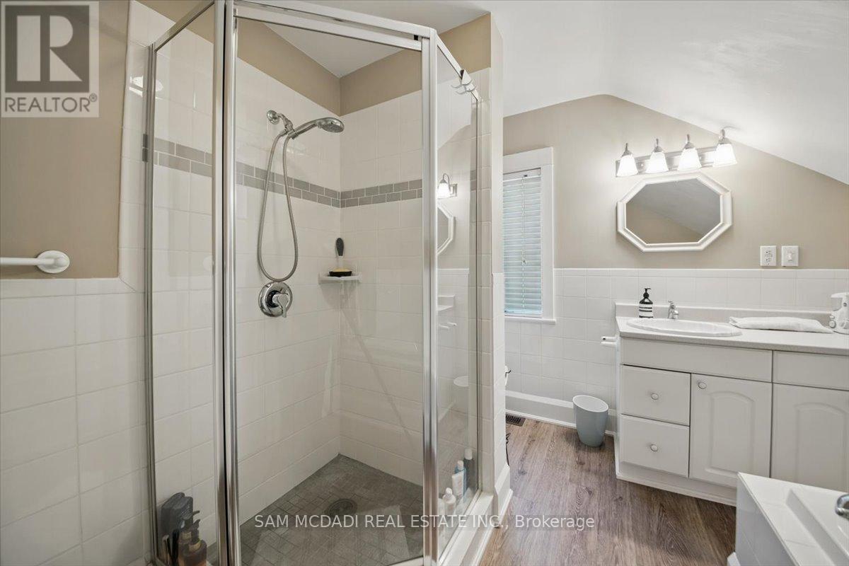 81 Chisholm Street, Oakville, Ontario  L6K 3H8 - Photo 40 - W12177726