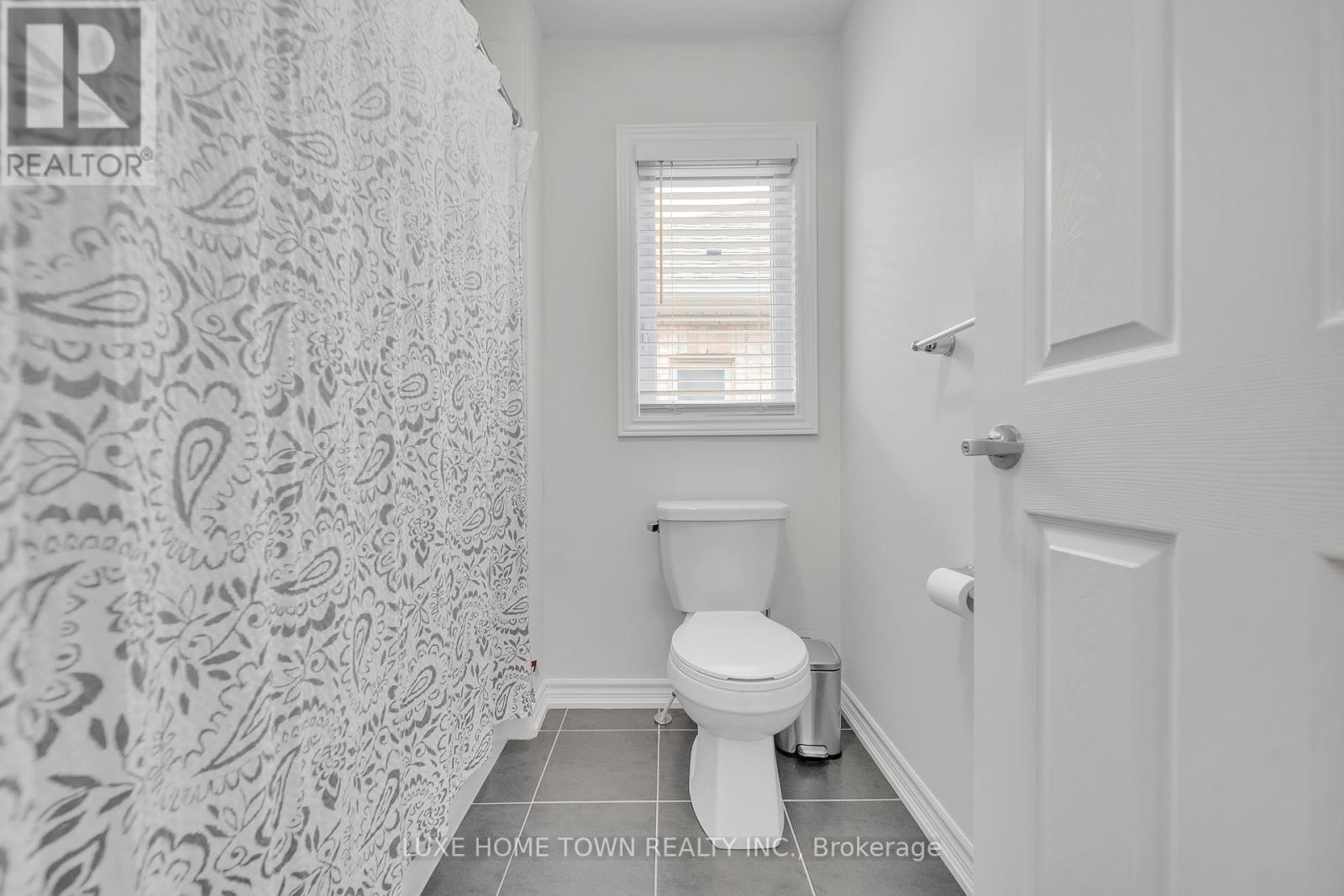 104 Farley Road, Centre Wellington, Ontario  N1M 0H2 - Photo 35 - X12177676