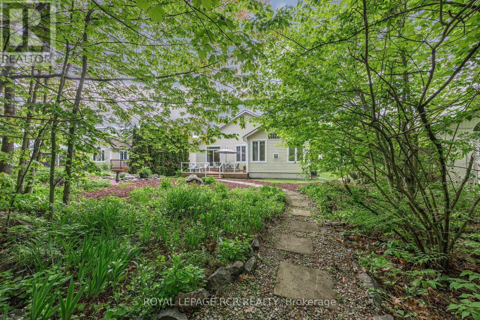 150 Hedgewood Lane, Gravenhurst, Ontario  P1P 1Z4 - Photo 48 - X12177723
