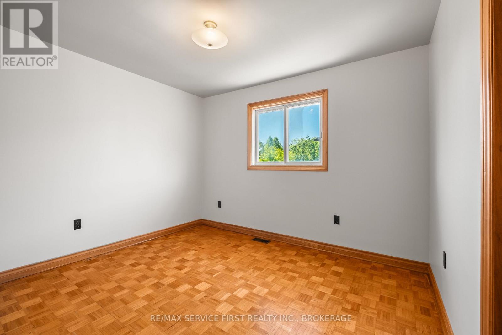 156 Inverness Crescent, Kingston, Ontario  K7M 6N7 - Photo 29 - X12177772