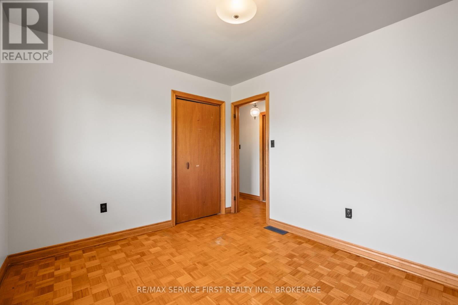 156 Inverness Crescent, Kingston, Ontario  K7M 6N7 - Photo 30 - X12177772