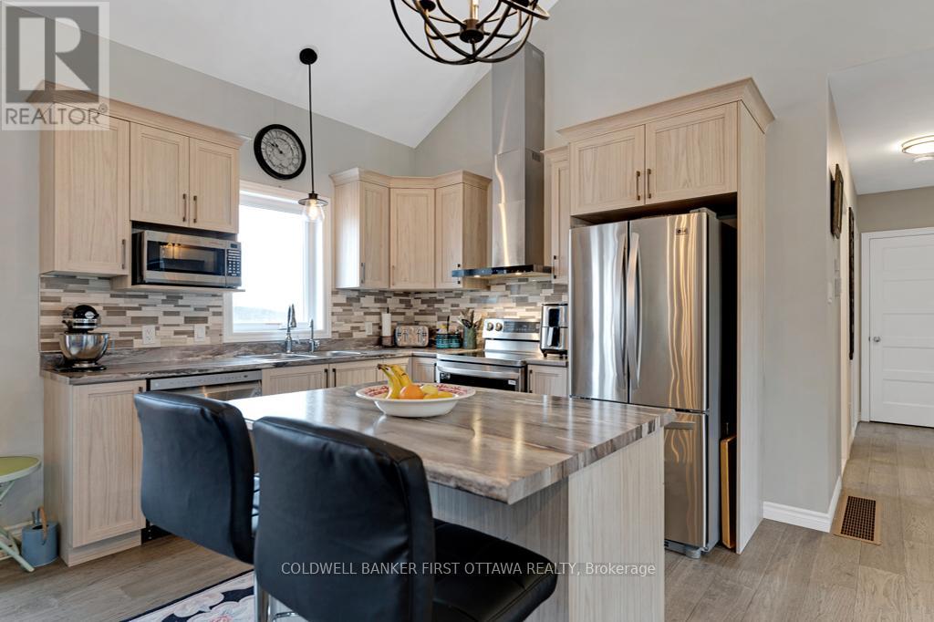 1496 Drummond School Road, Drummond/north Elmsley, Ontario  K7H 0K5 - Photo 15 - X12177810