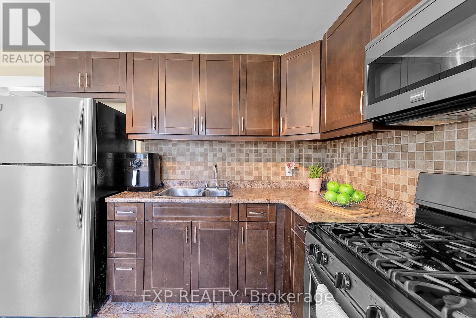 483 Scholfield Avenue N, Welland (Welland Downtown), Ontario  L3B 1N3 - Photo 12 - X12177794
