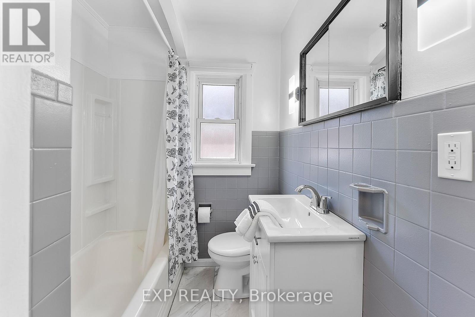 483 Scholfield Avenue N, Welland (Welland Downtown), Ontario  L3B 1N3 - Photo 15 - X12177794