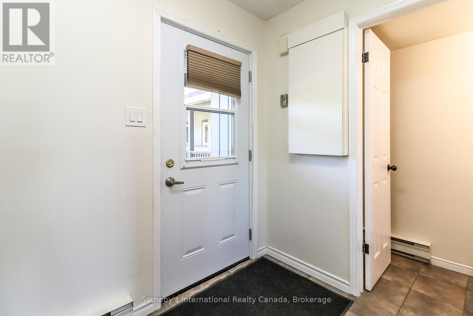 348 Mariners Way, Collingwood, Ontario  L9Y 5C7 - Photo 6 - S12177791