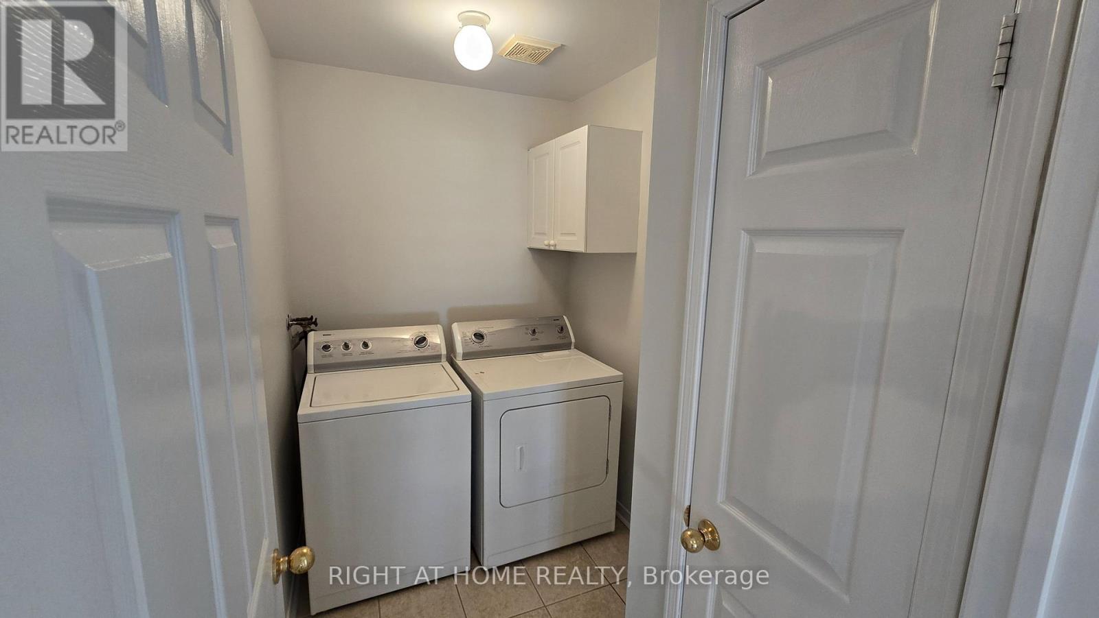 32 Donlevy Crescent, Whitby, Ontario  L1R 0B8 - Photo 16 - E12175958