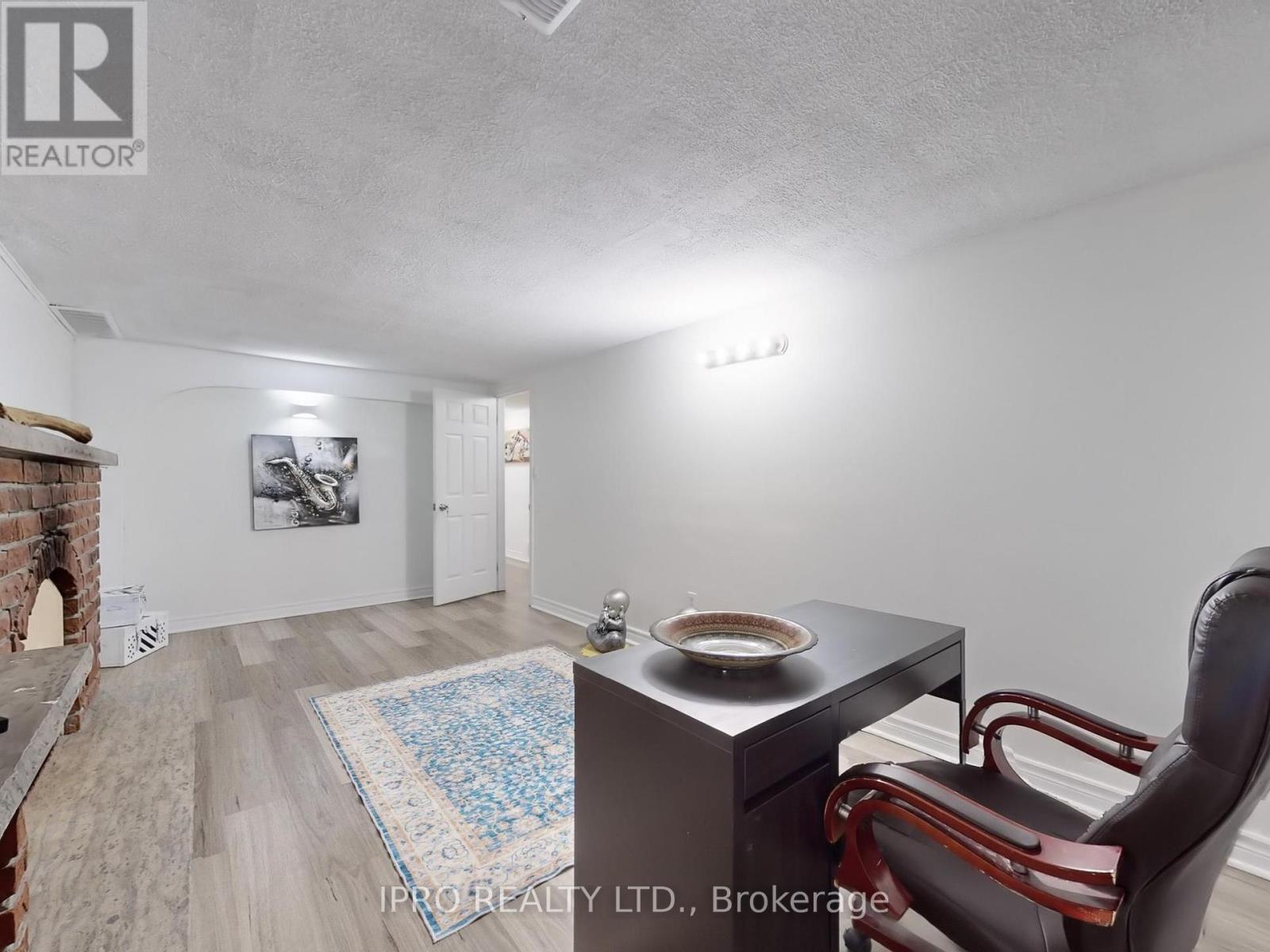 29 Clipper Road, Toronto (Pleasant View), Ontario  M2J 4C8 - Photo 36 - C12177778
