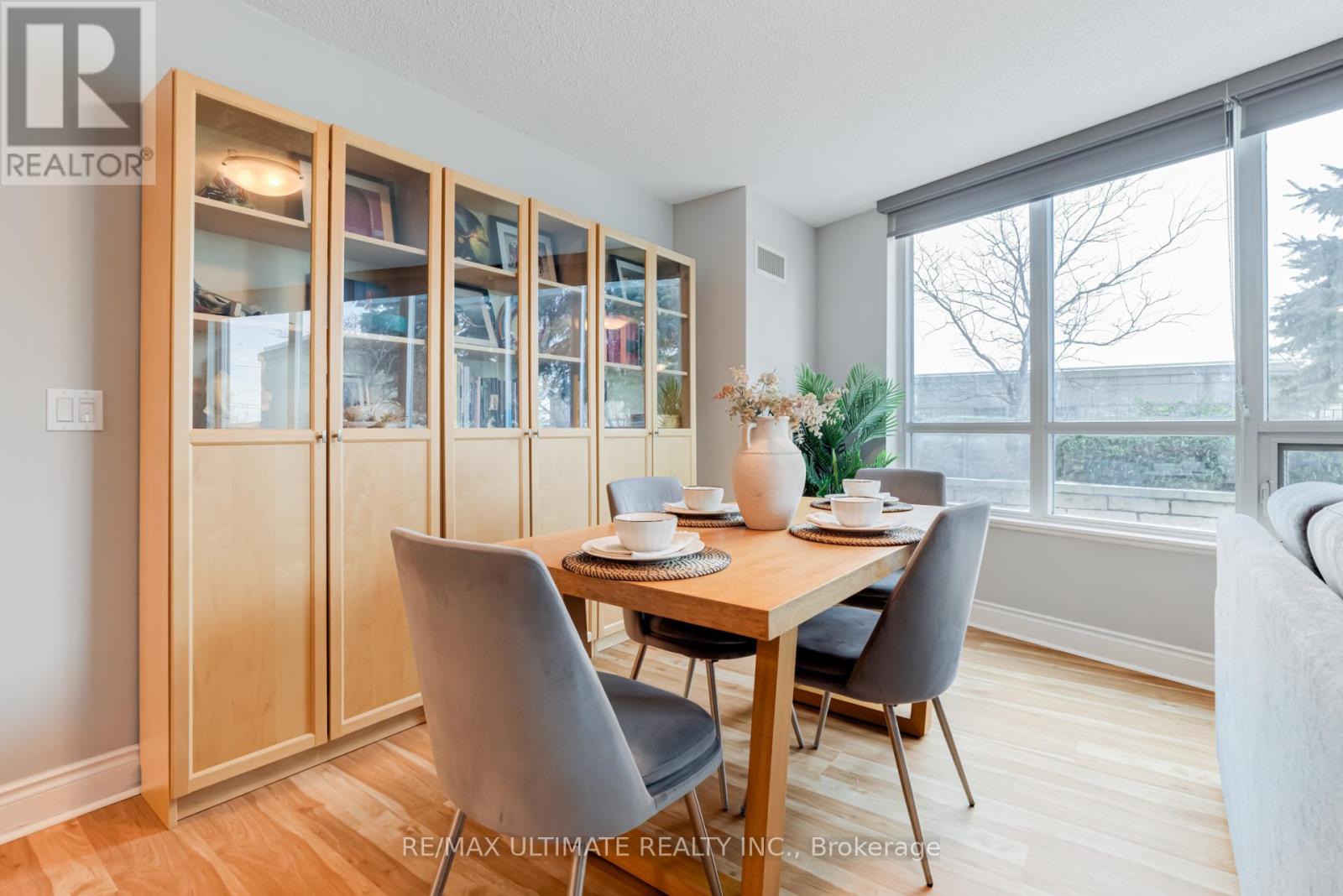 319 - 25 Greenview Avenue, Toronto (Newtonbrook West), Ontario  M2M 0A5 - Photo 7 - C12177806