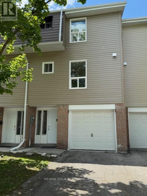 40 Ellis Drive, Brampton, Ontario  L6T 4C4 - Photo 2 - W12162428