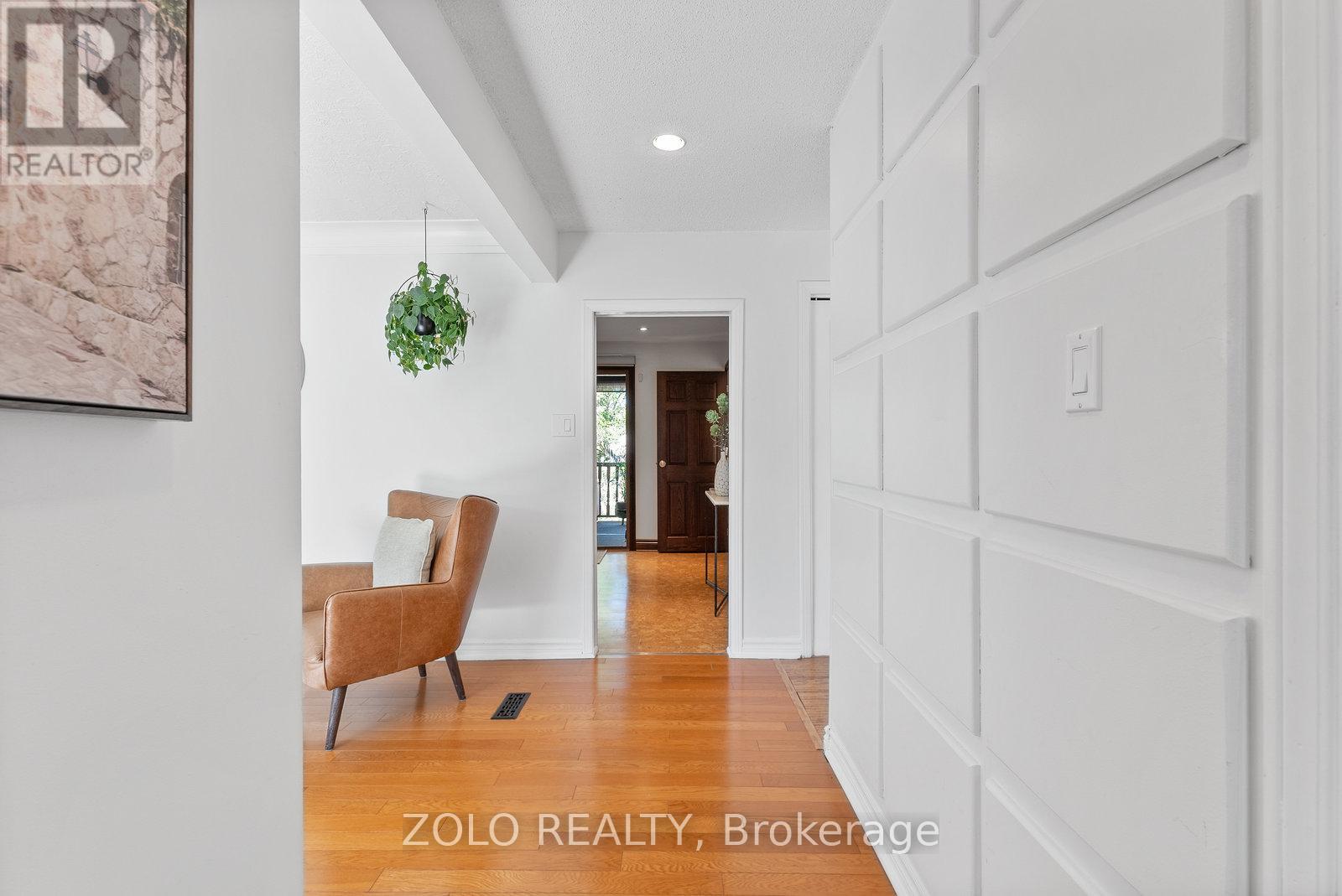 2 Natal Avenue, Toronto (Birchcliffe-Cliffside), Ontario  M1N 3V2 - Photo 3 - E12177779