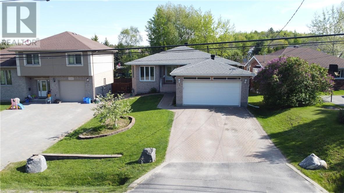 Property at 351 Ester Street image 2