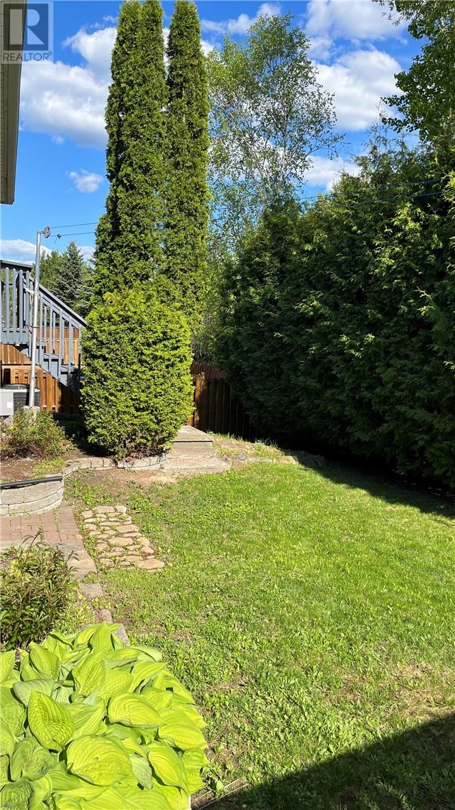 Property at 351 Ester Street image 4