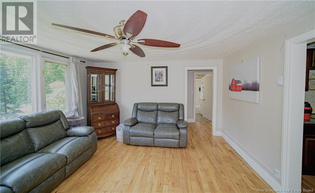 95 Mcminniman Court, Fredericton, New Brunswick  E3A 8S5 - Photo 2 - NB118854