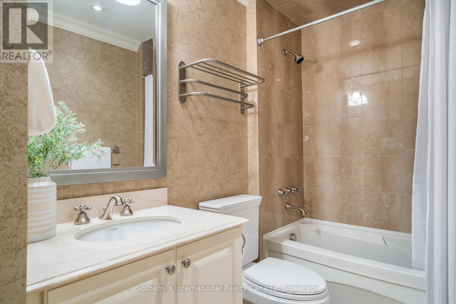 504 - 40 Trott Boulevard, Collingwood, Ontario L9Y 5K5 - Photo 18 - S12177801