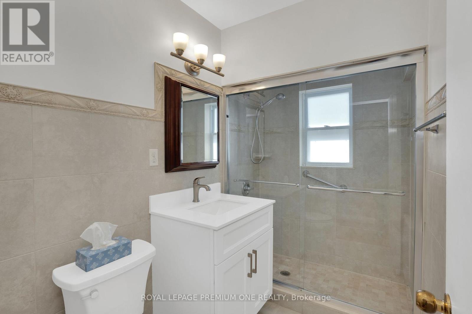130 Jay Street, Toronto, Ontario  M6L 2M2 - Photo 16 - W12177787