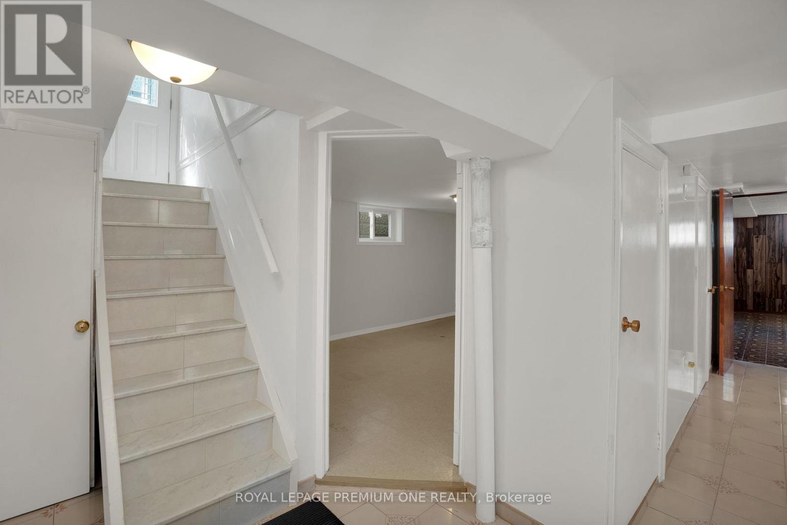 130 Jay Street, Toronto, Ontario  M6L 2M2 - Photo 17 - W12177787
