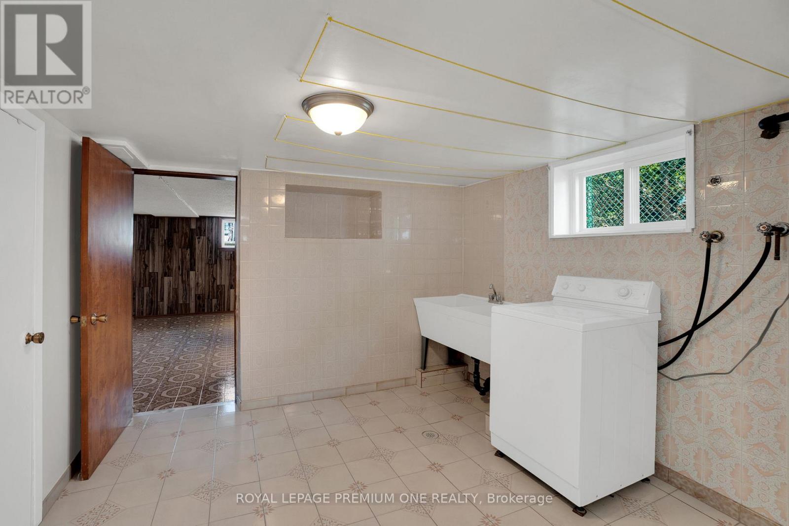 130 Jay Street, Toronto, Ontario  M6L 2M2 - Photo 24 - W12177787