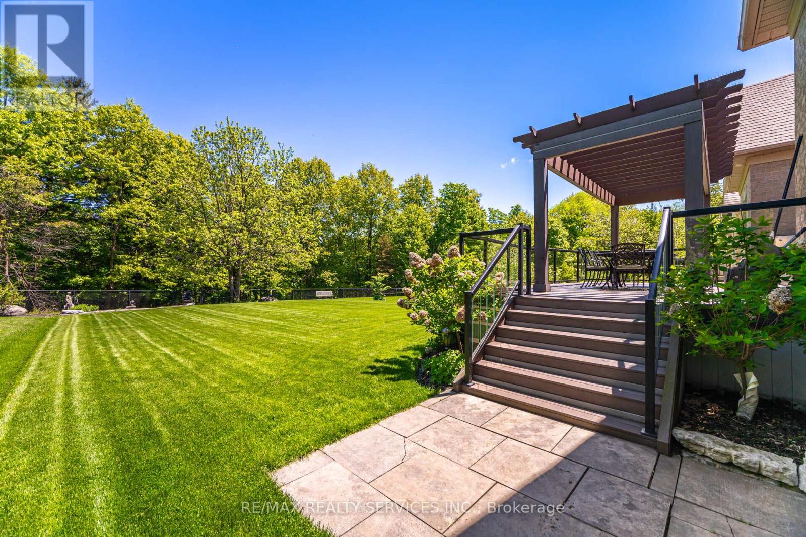 48 Beacon Hill Drive, Brampton, Ontario  L6X 0V7 - Photo 42 - W12177790