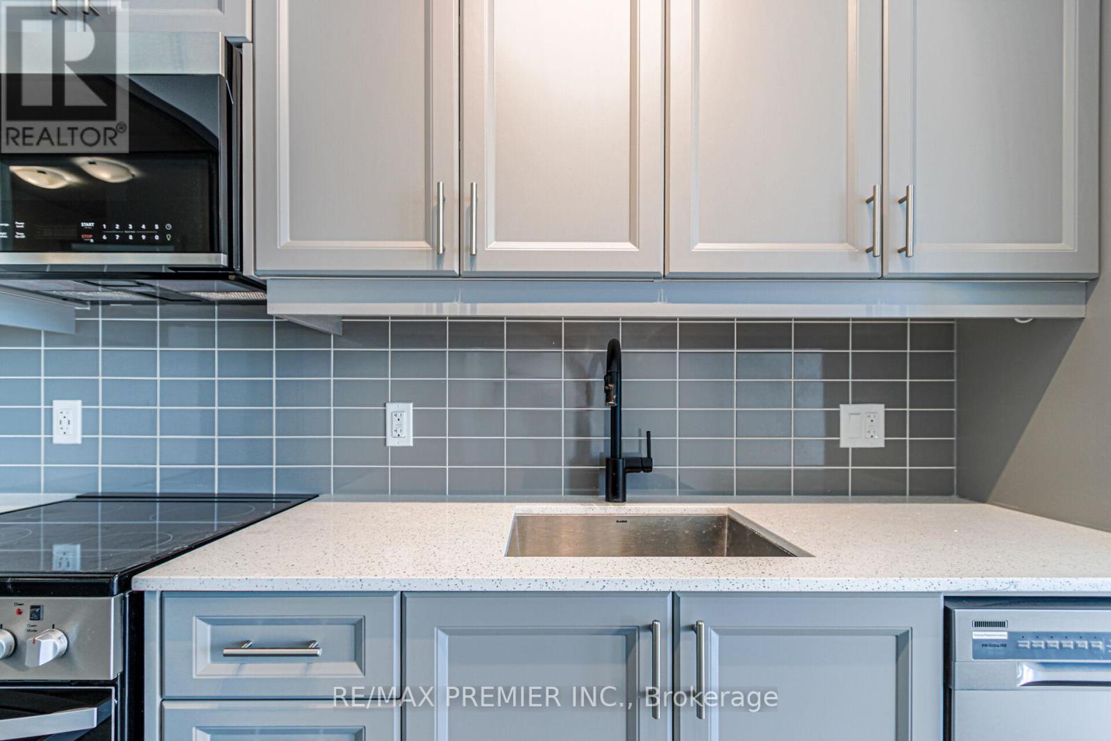 826 - 2343 Khalsa Gate, Oakville, Ontario  L6M 0X7 - Photo 11 - W12174053