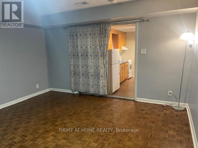 12 Summitcrest Drive, Toronto, Ontario  M9P 1H7 - Photo 26 - W12176475