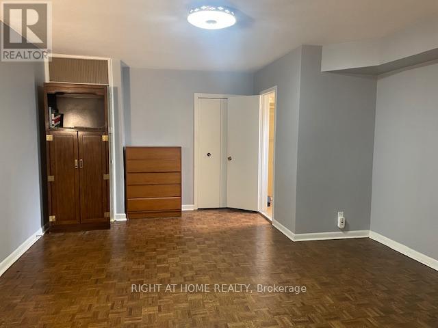 12 Summitcrest Drive, Toronto, Ontario  M9P 1H7 - Photo 27 - W12176475