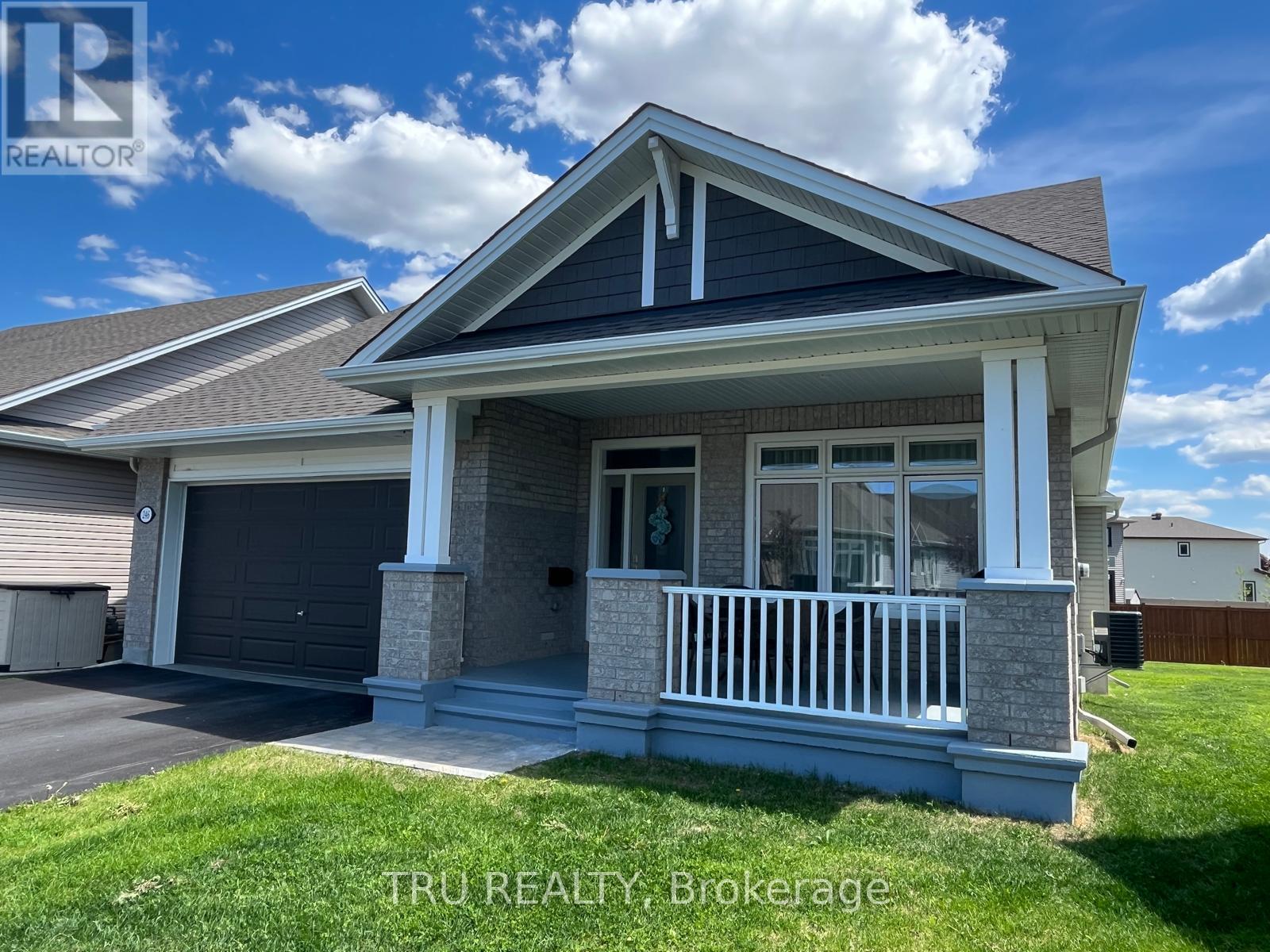 246 Maygrass Way, Ottawa, Ontario  K2S 2K9 - Photo 2 - X12114313