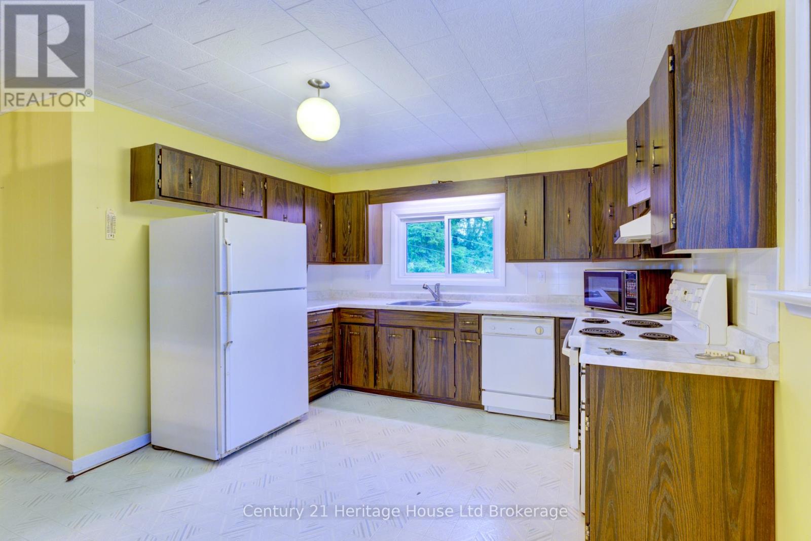 151 Huron Street, Zorra, Ontario  N0J 1J0 - Photo 21 - X12172369