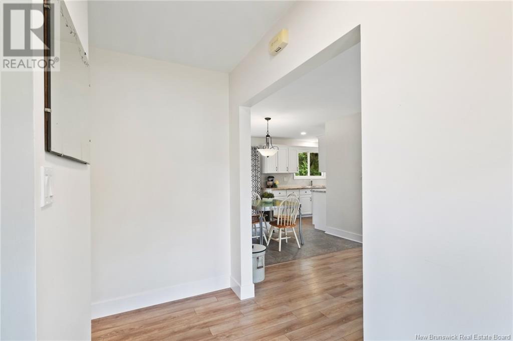 Property at 43 Floral Avenue image 3