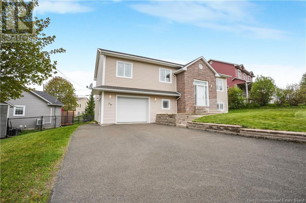 Property at 29 Benjamin Drive image 2