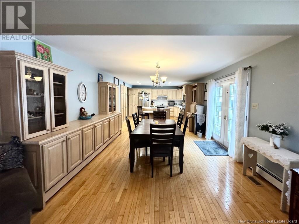 Property at 37 MacBeath Court image 2