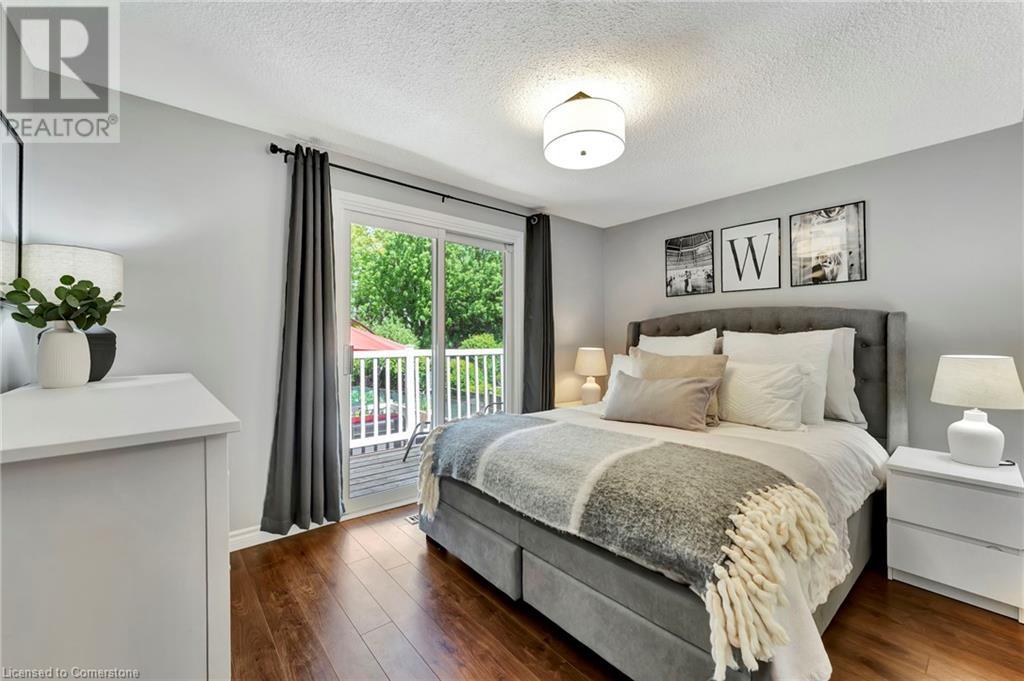 2367 Holyhead Drive, Burlington, Ontario  L7P 3V2 - Photo 11 - 40733231